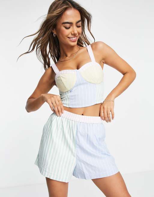 Hollister striped shorts best sale