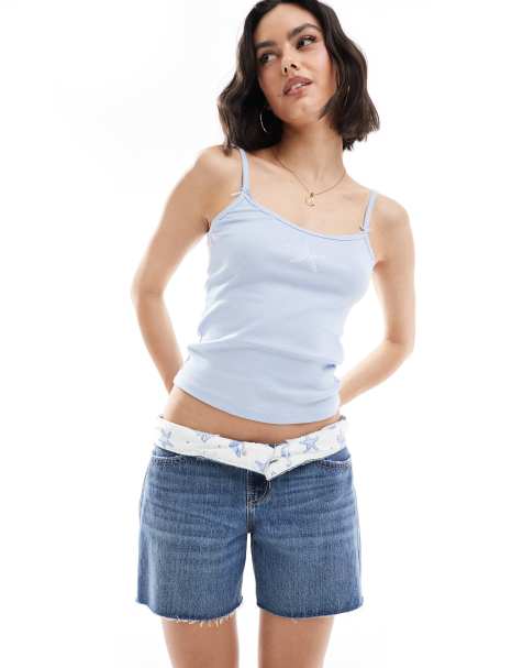 Hollister - Posede denimshorts med lav talje i mørkeblå vask - view 1