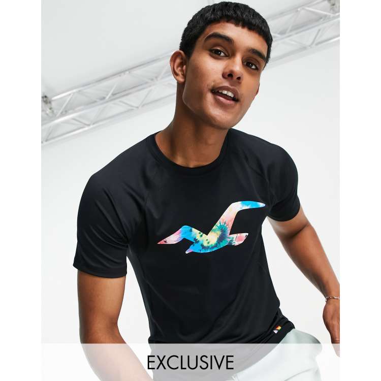 Hollister deals rainbow shirt