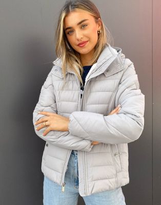 Hollister puffer jacket with hood in 