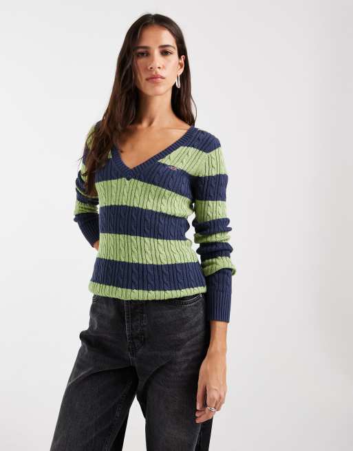 Hollister pull col V en maille avec logo iconique à rayures vertes et bleu marine, 1 de 4