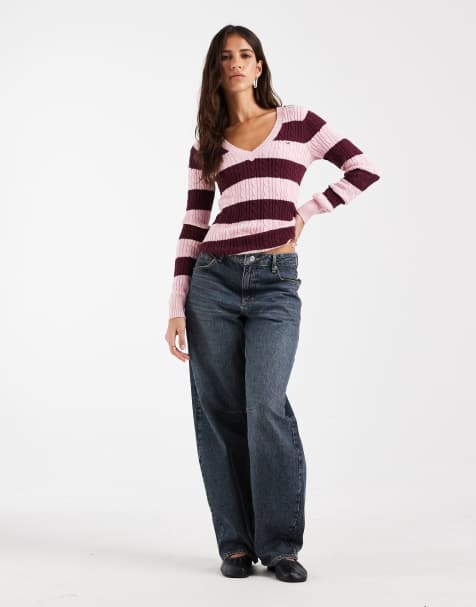 Hollister pull en maille à col V avec logo iconique à rayures rose et bordeaux - view 1