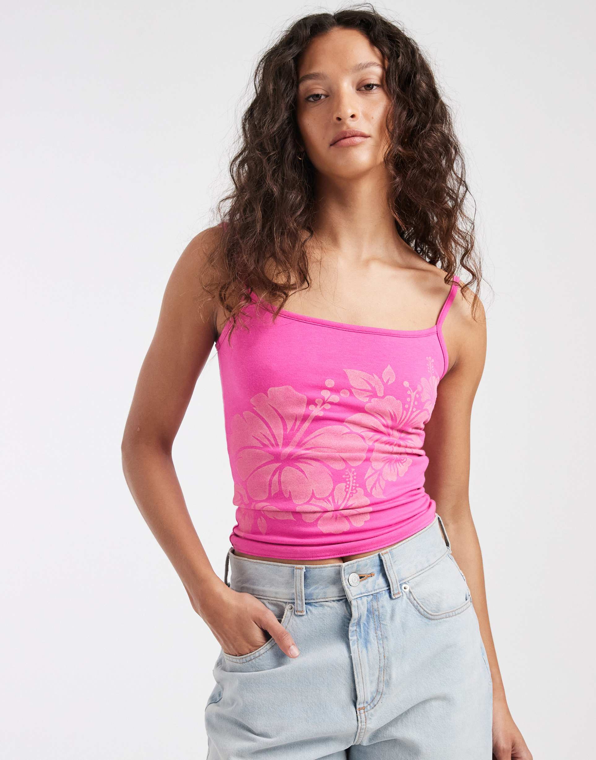 hollister reversible hibiscus flower graphic cami in pink