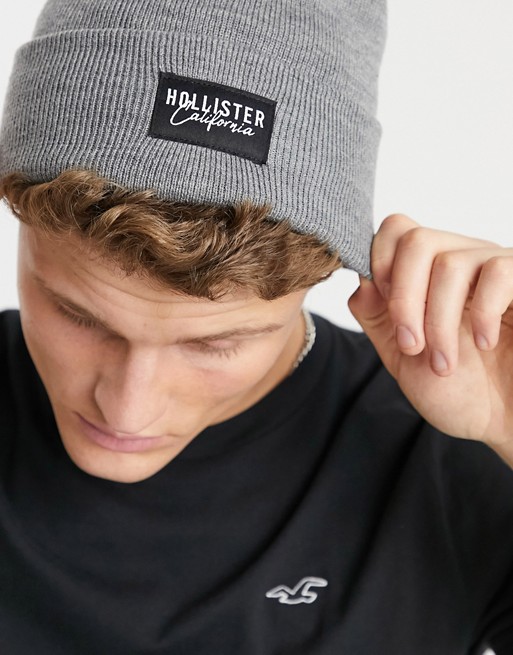 Hollister ribbed beanie in grey with logo