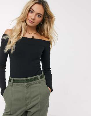 hollister off the shoulder shirt