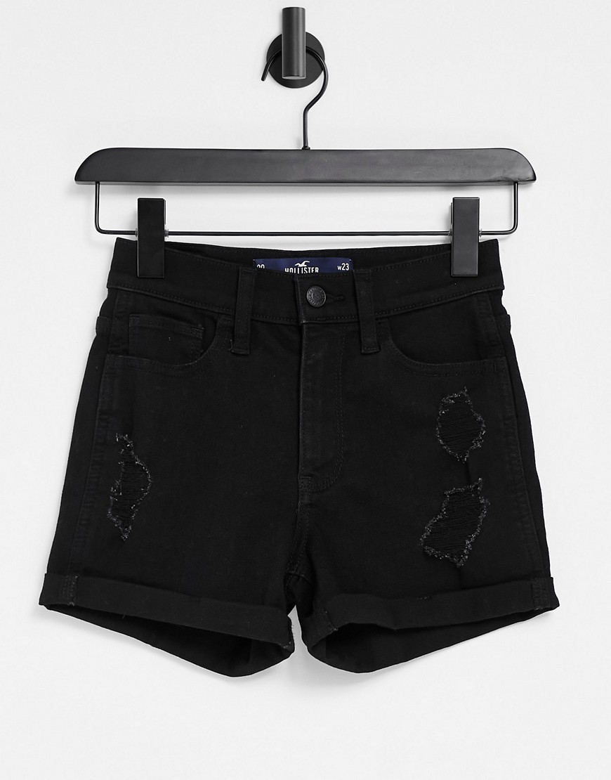 Hollister ripped short in black