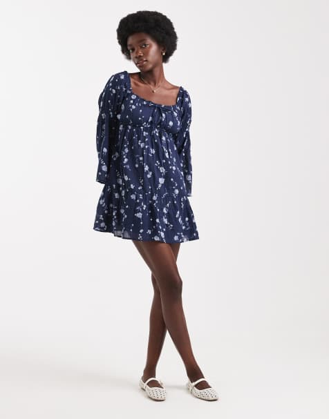 Hollister - Robe courte à imprimé fleuri et épaules dénudées - Bleu marine - view 1