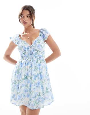 Hollister - Robe patineuse courte à manches courtes et taille froncée - Imprimé fleurs-Rouge