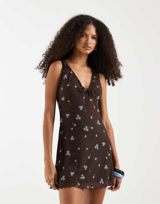 Hollister - Robe trapèze courte à fleurs avec col en V - Marron, 4 de 4