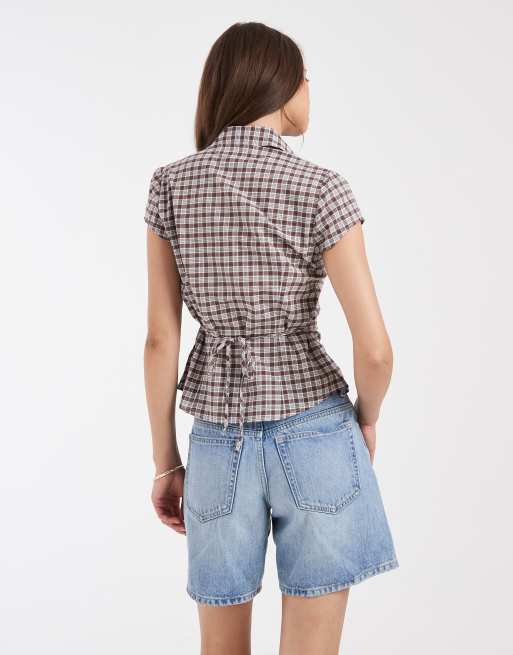 Hollister ruffle front short sleeve shirt in brown check, 4 of 4