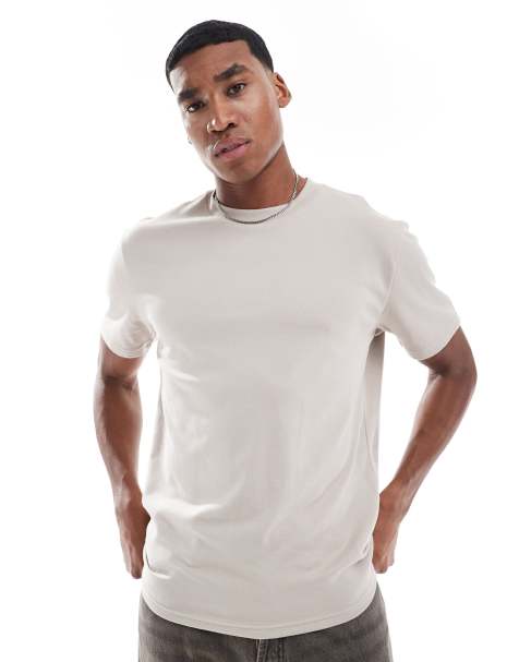 Hollister – Sandfärgad t-shirt med avslappnad passform - view 1