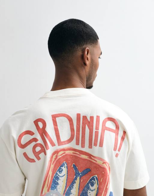 Hollister Sardinia back graphic boxy t-shirt in white, 5 of 5