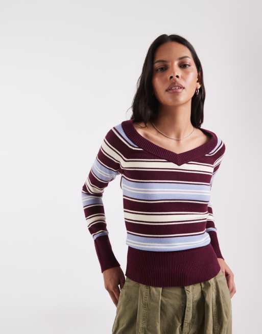 Hollister schmal geschnittener, gestrickter Off-Shoulder-Pullover mit mehrfarbigem Streifenmuster, 1 von 4