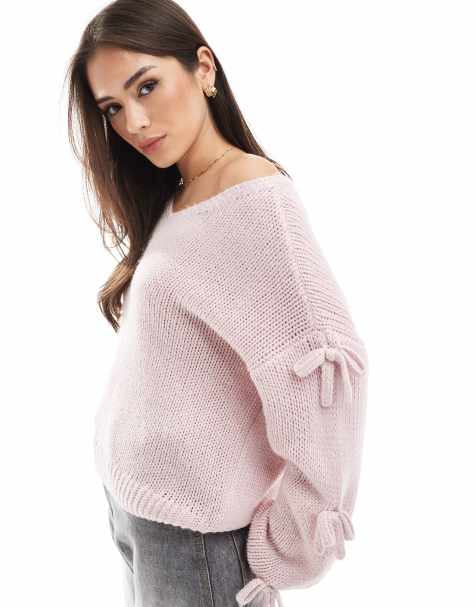 Hollister – Schulterfreier Strickpullover in Flieder mit Schleifenapplikationen - view 1