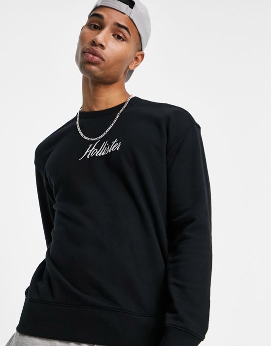 https://images.asos-media.com/products/hollister-script-chest-logo-sweatshirt-in-black/200599251-3?$n_550w$&wid=550&fit=constrain