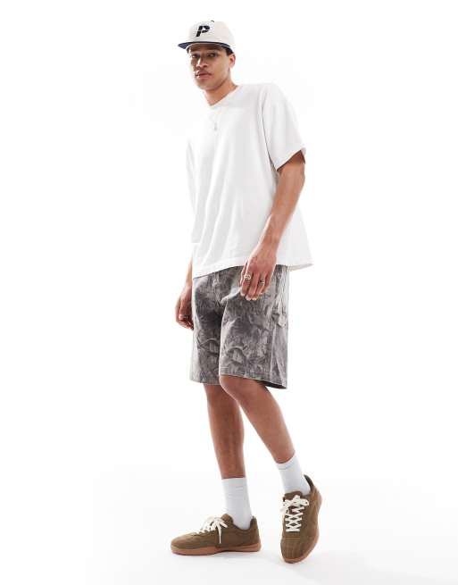 Hollister - Short baggy en jean style charpentier longueur genou à motif camouflage