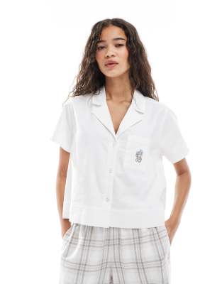 Hollister Short Sleeve Button Down Pajama Shirt In White