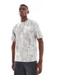 [Hollister] Hollister short sleeve collegiate t-shirt in light camo print-Multi XL Camo print