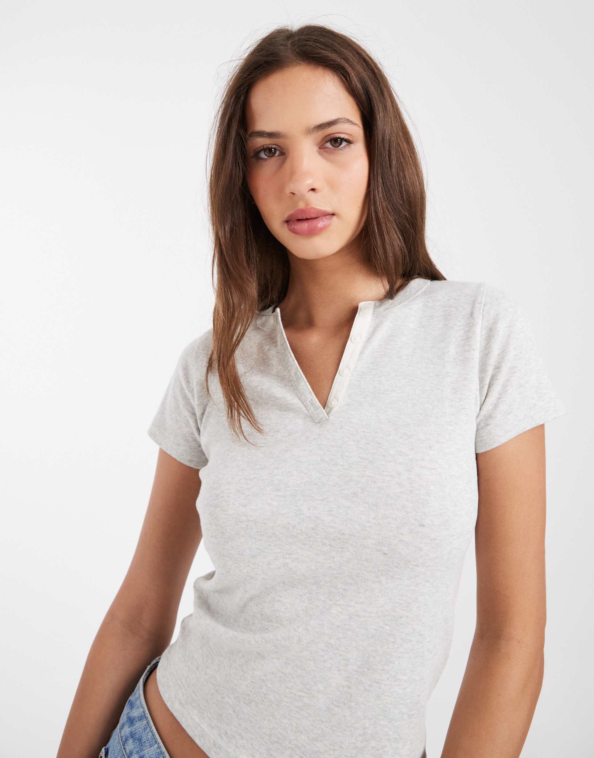 hollister short sleeve henley t-shirt in gray