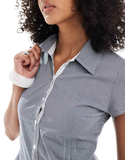 Hollister short sleeve waist sinch shirt in blue check, 2 of 4