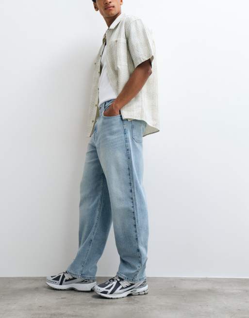 Hollister skater fit jeans in light blue, 1 of 5