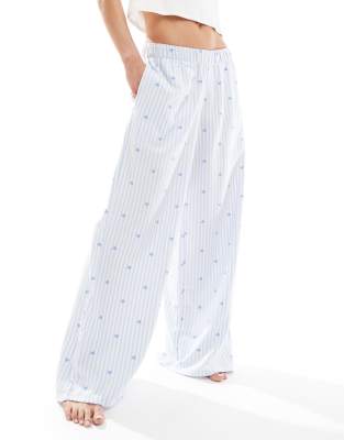 Hollister Sleepwear Mid Rise Baggy Flannel Pajama Bottoms With Logo Waistband