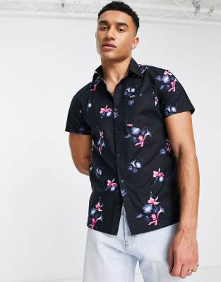 Hollister slim fit floral print short sleeve shirt in black