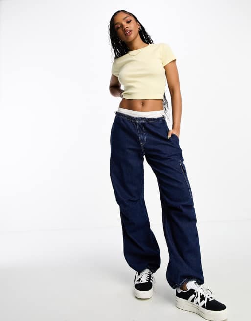 Hollister Slim fit T shirt in geel