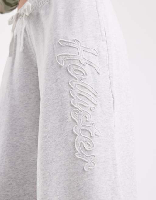 Hollister slim fit trackies in light grey, 2 of 5