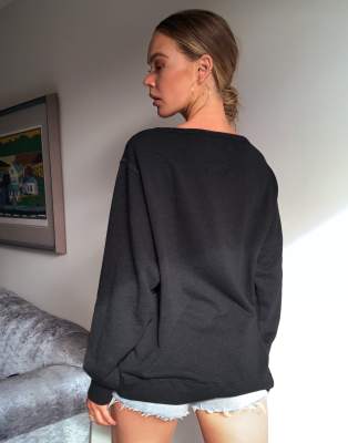 slouchy crew neck sweatshirt