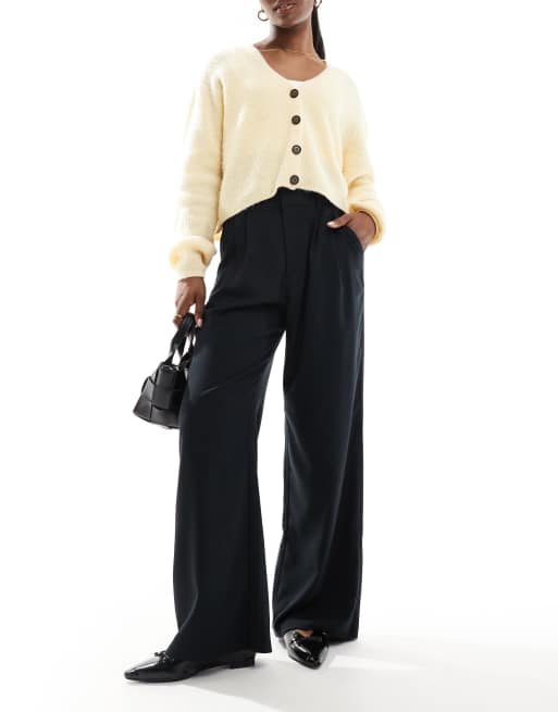 Hollister – Smarte Hose aus Satin in Schwarz mit hohem Bund