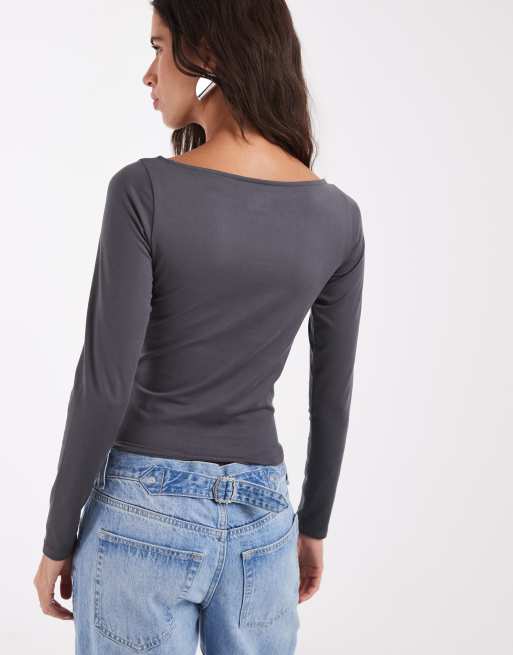 Hollister sømløs langærmet top med skrå hals i charcoal, 3 af 4