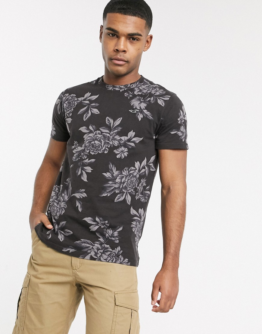 Hollister - Sort t-shirt med blomsterprint