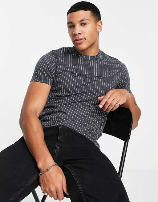 Hollister - Sort T-shirt med striber