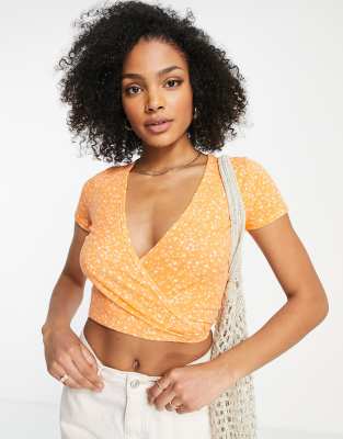 hollister wrap crop top