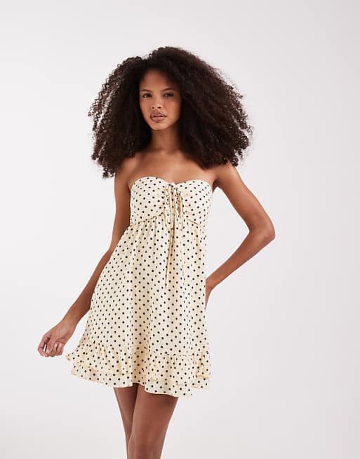 hollister prom dresses Smocked Maxi Maxi Dress Hollister Halterneck Maxi Dress With A Slit In White Designed with a flattering V Hollister Promo Hollister Prom Dresses