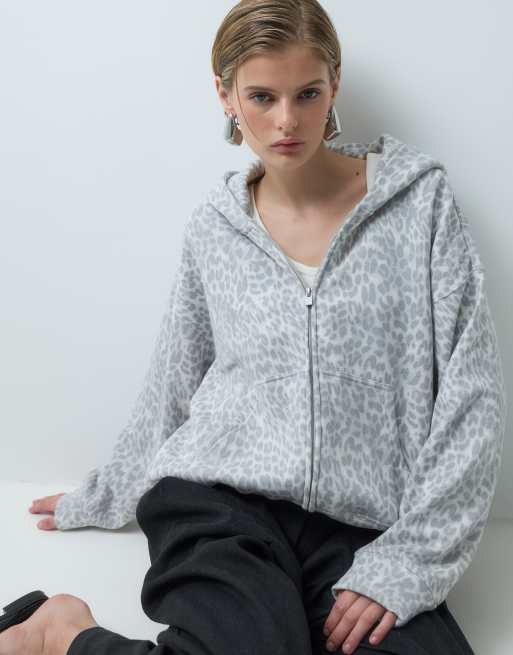 Hollister sudadera con capucha extragrande con cremallera y estampado de leopardo, 1 de 5