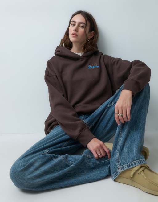 Hollister sudadera con capucha extragrande con logo gráfico en parche en marrón, 1 de 4