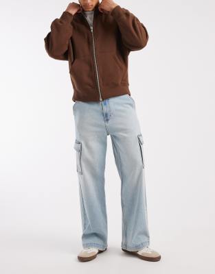 Hollister 4