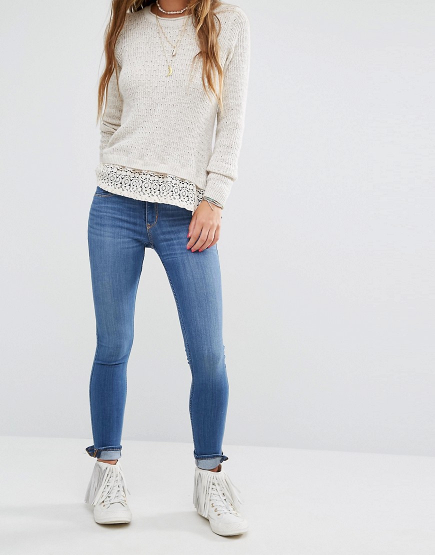 Hollister - Superzachte skinny jeans met ritsen onderaan de pijpen-Blauw