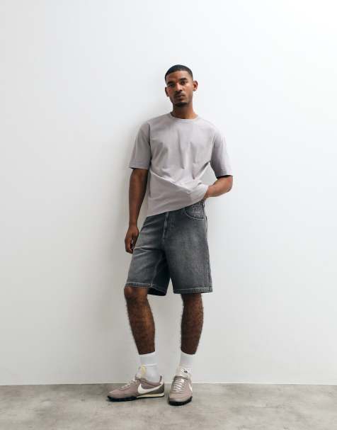 Hollister – Svarta, baggy jeansshorts med stjärntryck - view 1