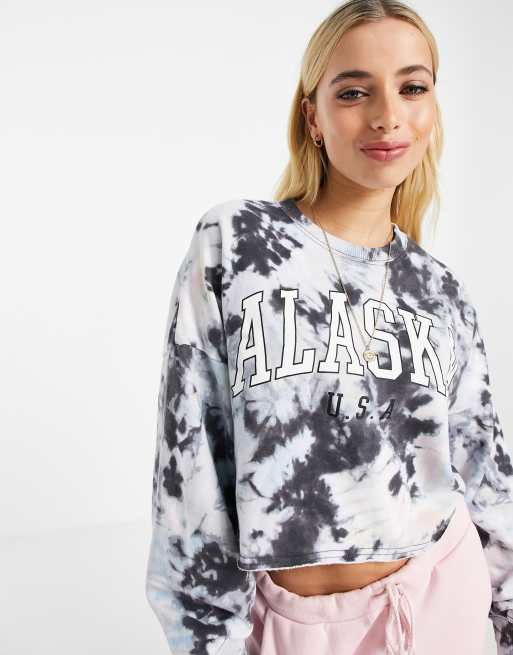 Hollister – Sweatshirt mit blauem Batikmuster ASOS