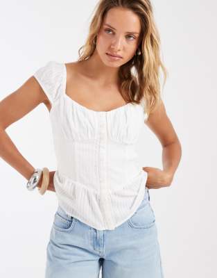Sweetheart Neckline 2