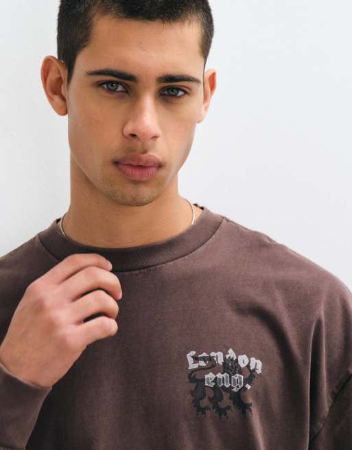Hollister t-shirt à manches longues avec motif au dos marron, 4 de 10