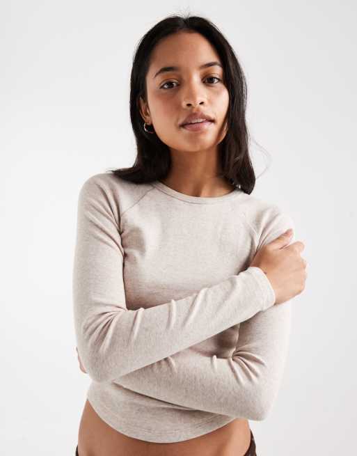 Hollister T-shirt a maniche lunghe girocollo in oatmeal, 1 di 4