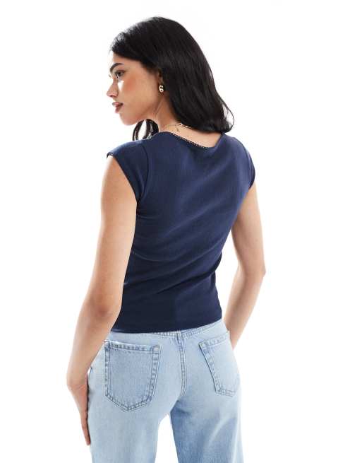 Hollister - T-shirt blu navy traforata con scollo squadrato, 4 di 4