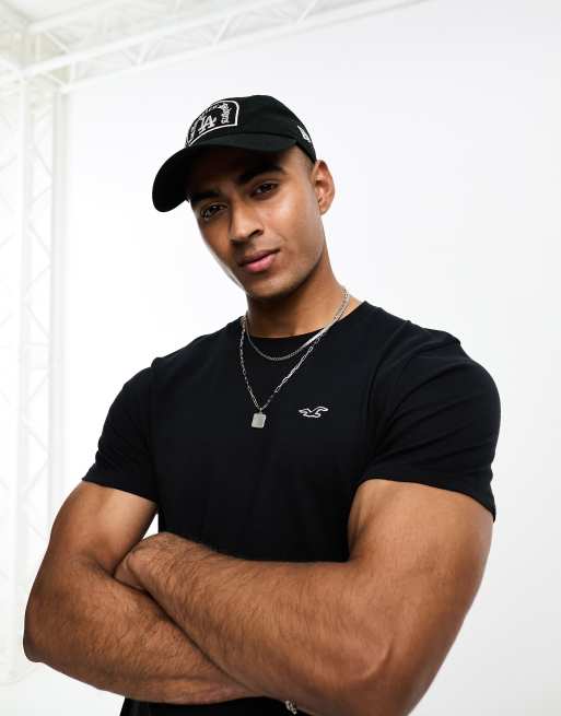 Hollister - T-shirt girocollo nera con logo con gabbiano