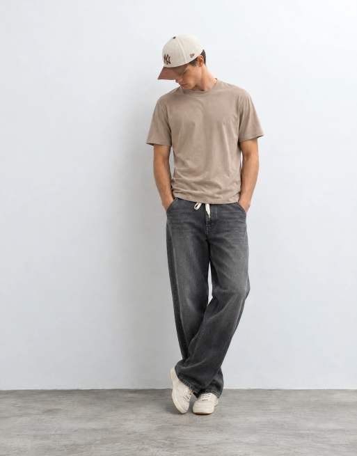Hollister t-shirt i ljusbrun med relaxed passform, 7 av 10