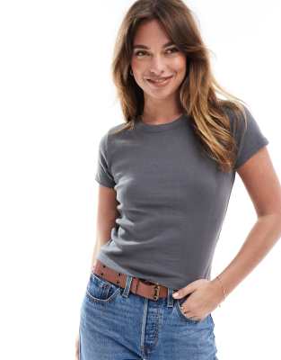 Hollister - T-Shirt in Anthrazit mit Rundhalsausschnitt-Grau