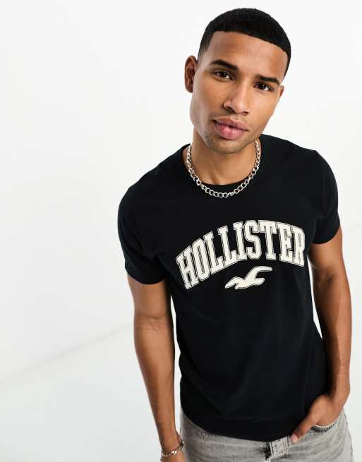 Hollister - T-shirt met logo in collegestijl in zwart